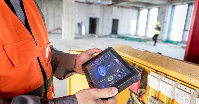 Choosing the Best Field Service Tablet for Utility and Industrial Work